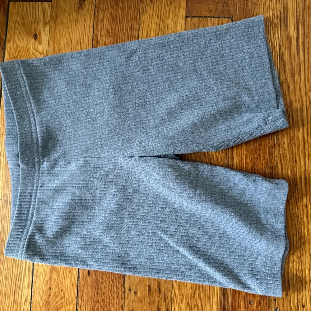 Old Navy Kids Heather Gray Ribbed Shorts